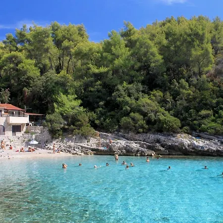 Lejlighed With Parking Space Zavalatica, Korcula - 4453 *