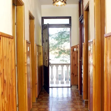 アパート With Parking Space Zavalatica, Korcula - 4453 ザヴァラティサ