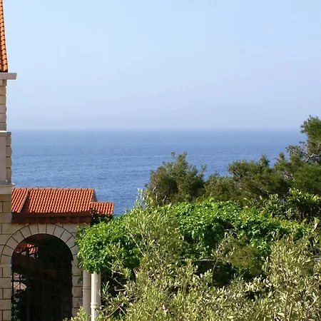 アパート With Parking Space Zavalatica, Korcula - 4453 ザヴァラティサ